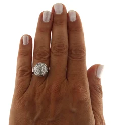 Anello in oro bianco con diamanti taglio rosetta