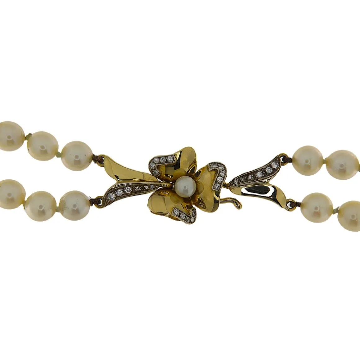 Collana in oro giallo, bianco e diamanti con due fili di perle Akoya