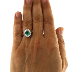 Guidetti | Anello in oro bianco con smeraldo 1,14 ct e diamanti 0,73 ct