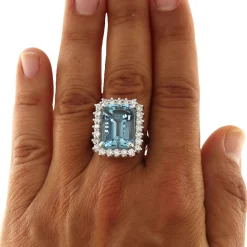 Guidetti | Anello in oro bianco con acquamarina certificata IGI e diamanti