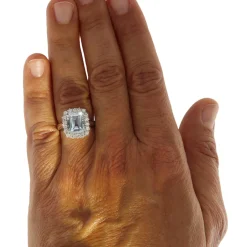 Guidetti | Anello in oro bianco con acquamarina e diamanti