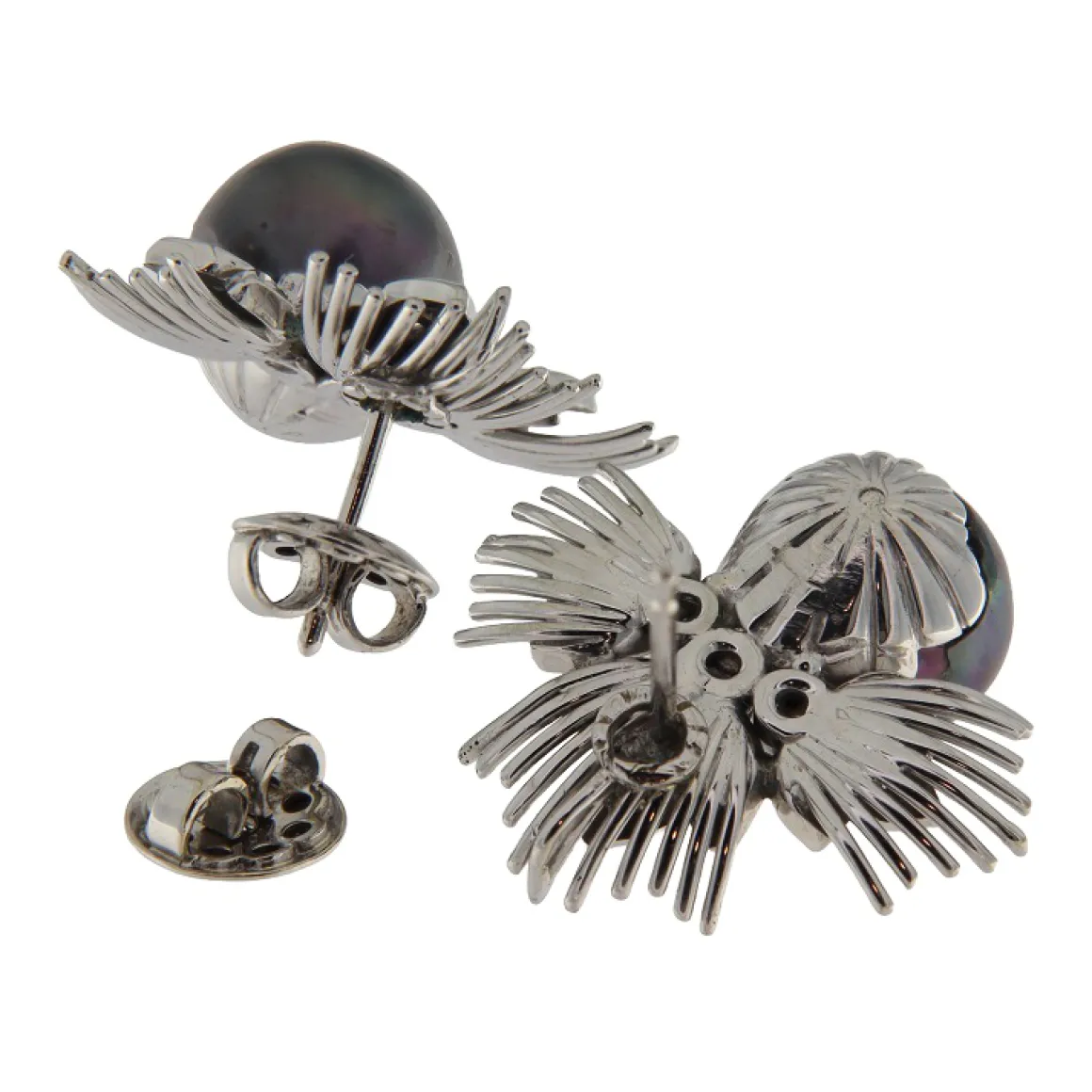 Orecchini in oro bianco con perle tahiti e diamanti