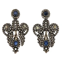 Orecchini in oro giallo e argento con zaffiri e diamanti