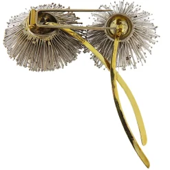 Spilla floreale in oro giallo e bianco con diamanti